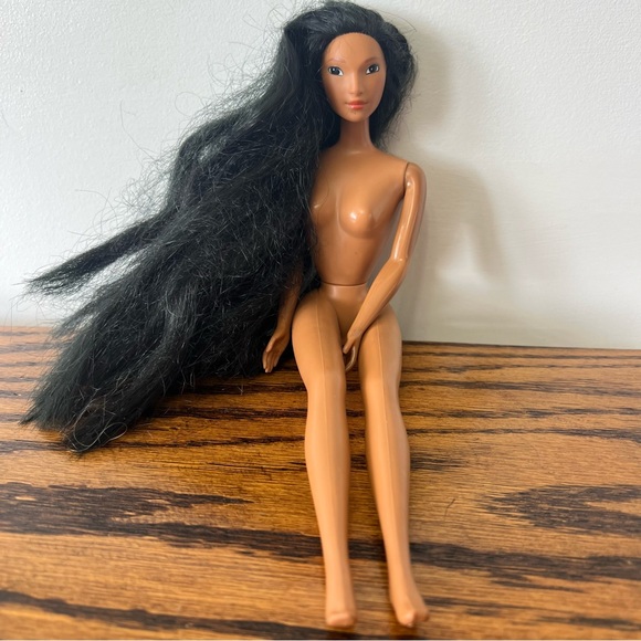Disney Pocahontas Barbie Doll Nude Sun Colors - Picture 1 of 13